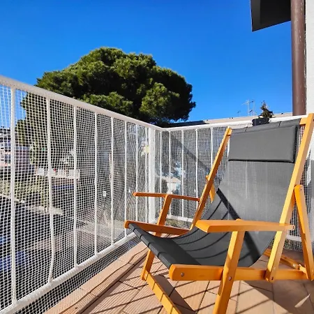 Christina In Strandnaehe 그라도