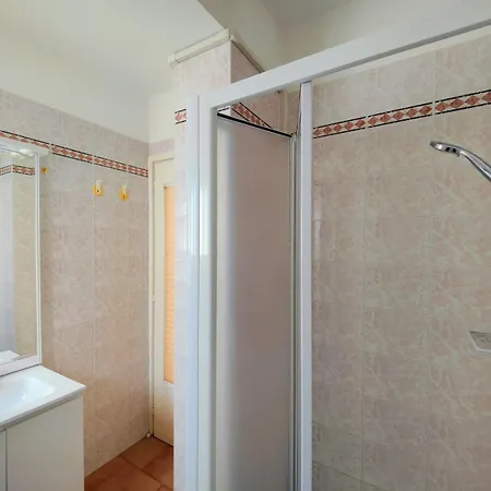 Christina In Strandnähe *